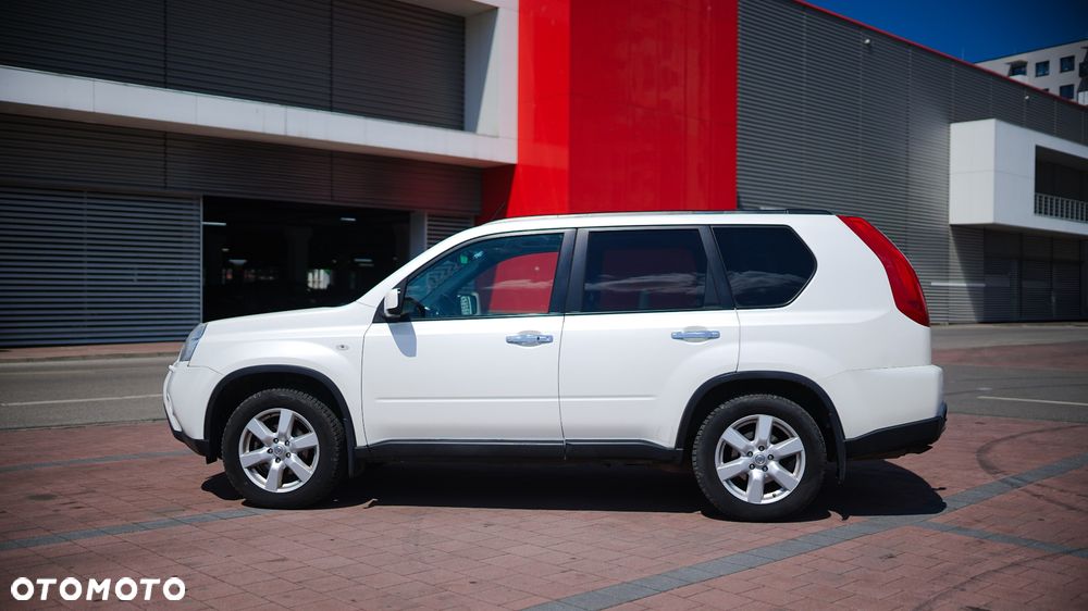 Nissan X-Trail - 4