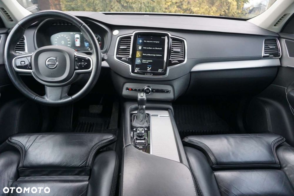 Volvo XC 90 - 19