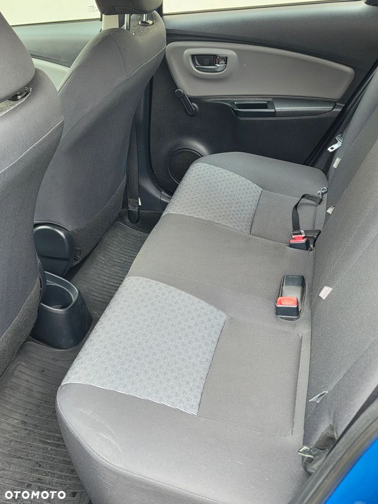 Toyota Yaris - 17