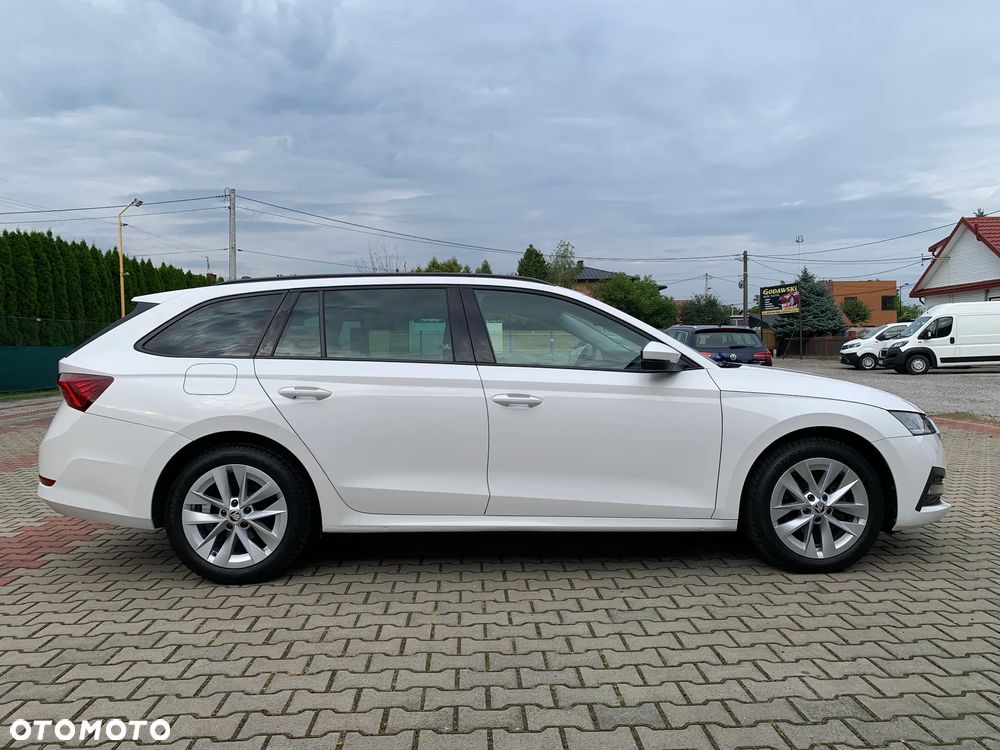 Skoda Octavia 1.5 TSI ACT Ambition - 9