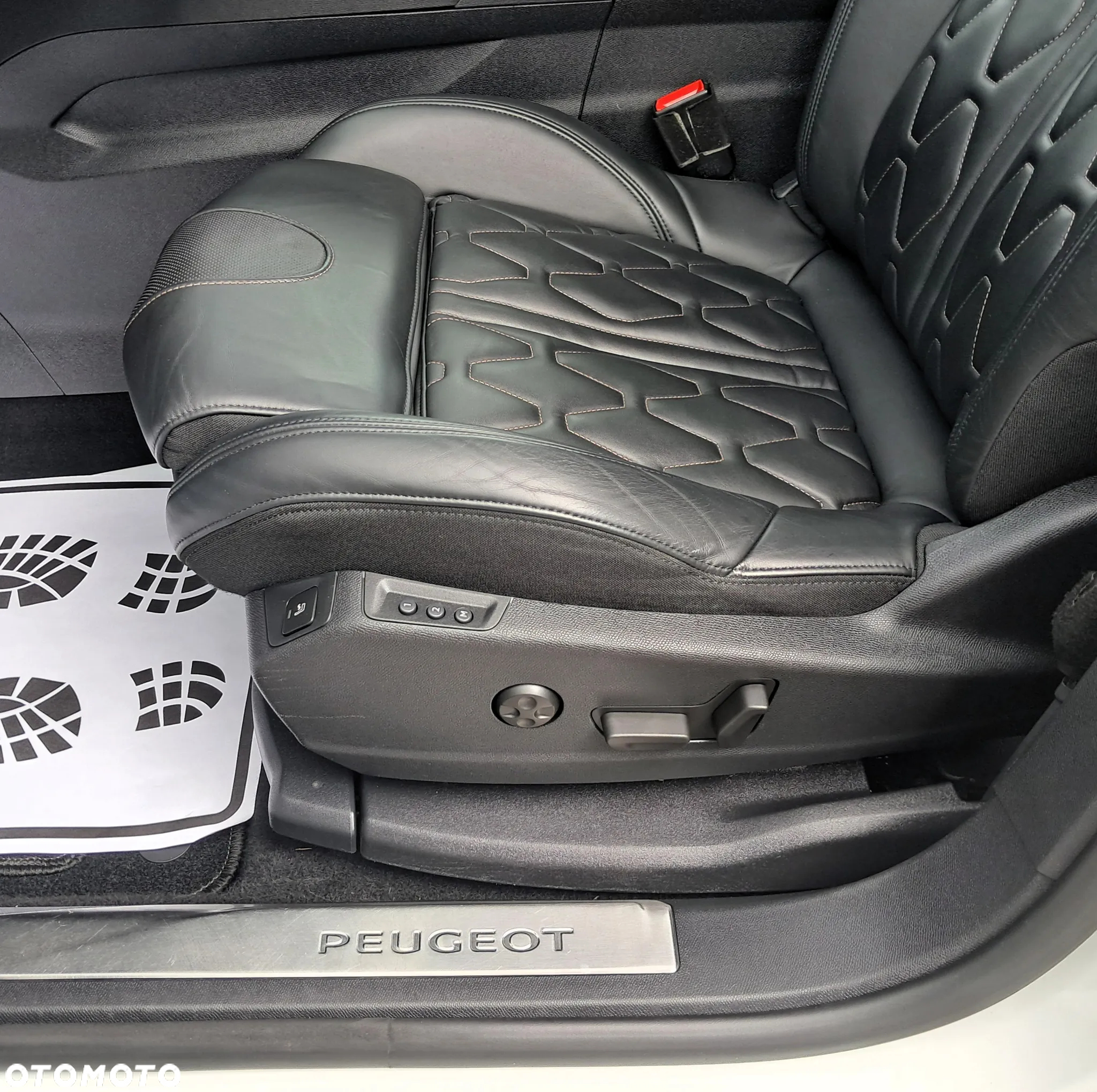 Peugeot 3008 BlueHDi 180 Stop & Start EAT8 GT - 28