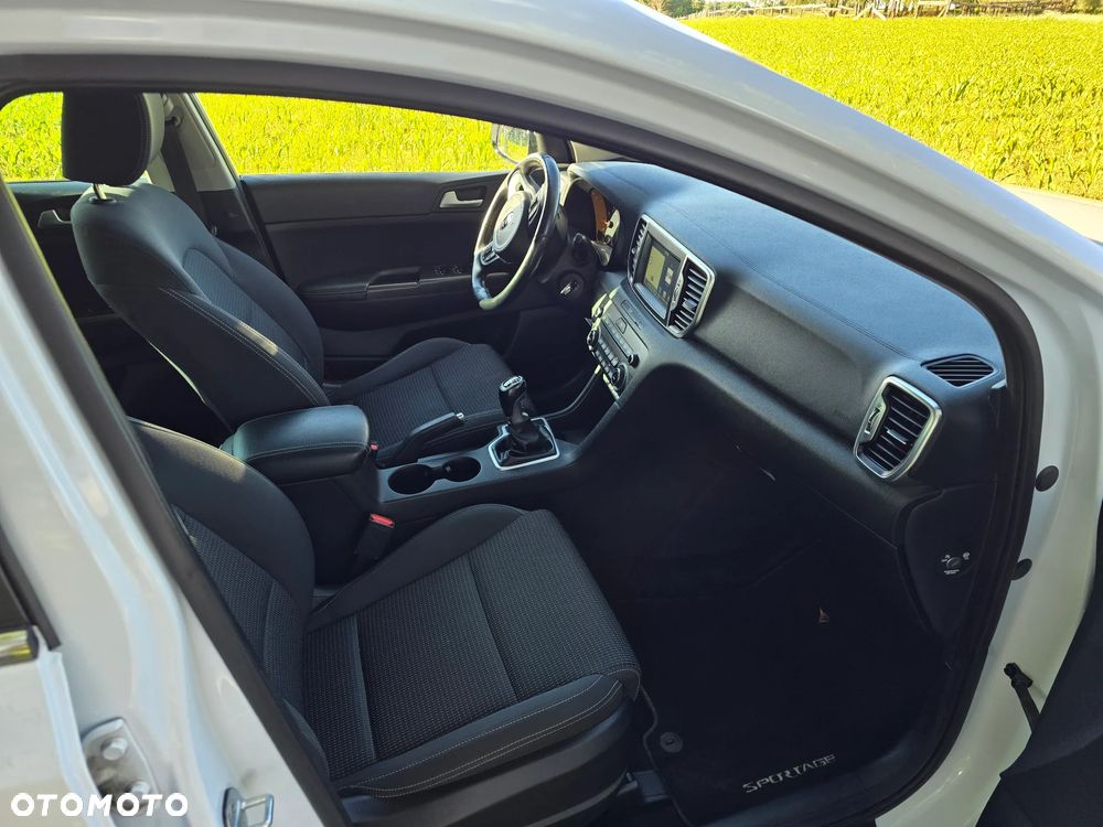 Kia Sportage 1.6 GDI 2WD DREAM-TEAM EDITION - 6