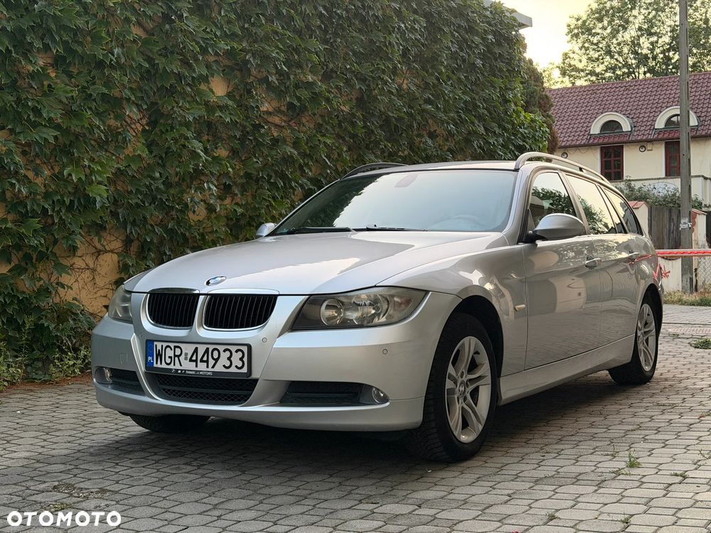 BMW Seria 3 320d DPF - 1
