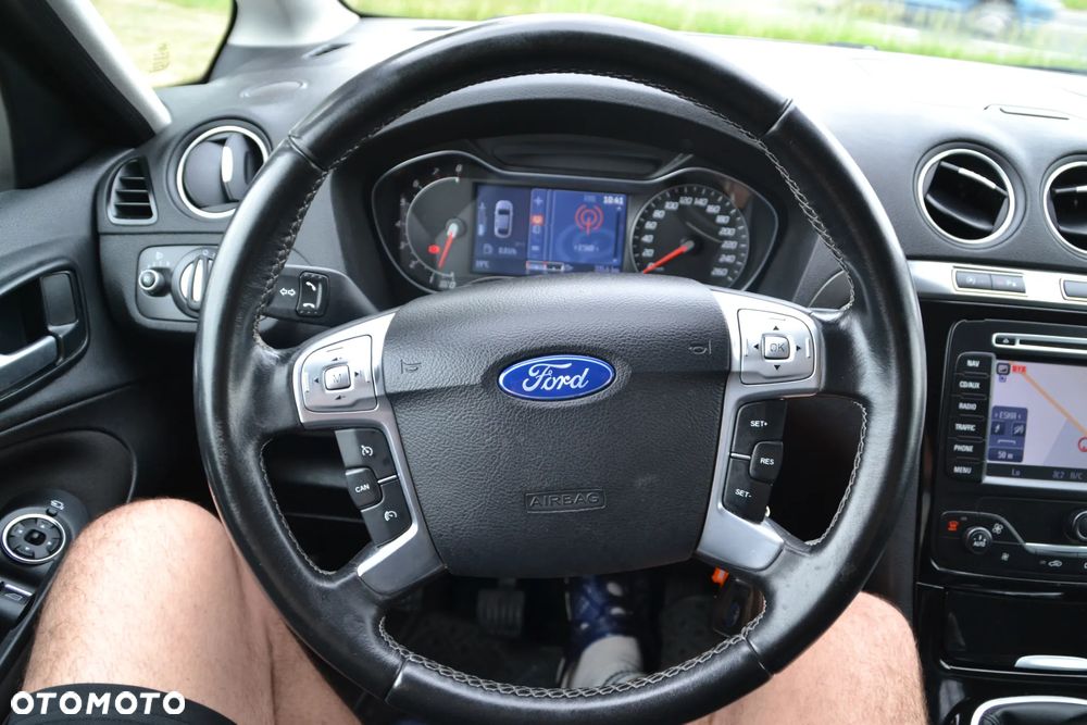 Ford S-Max 1.6 EcoBoost Titanium - 36