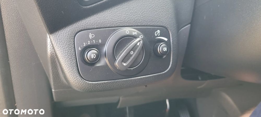 Ford Kuga - 27