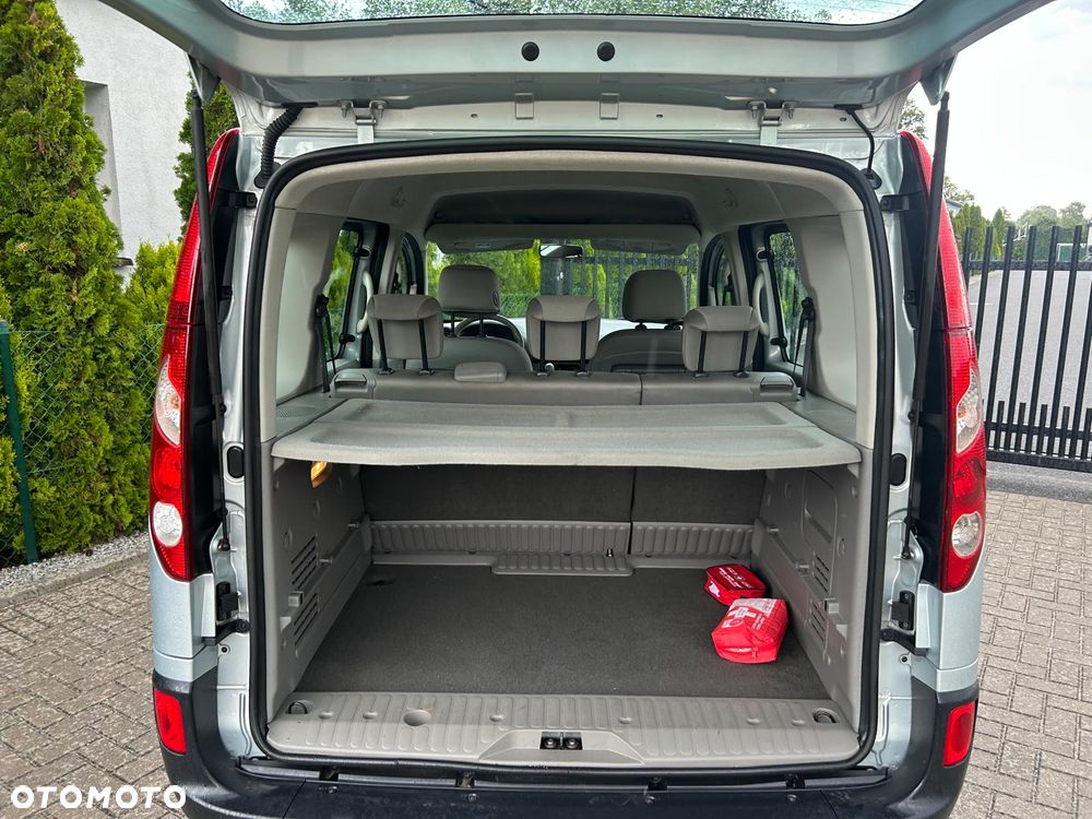 Renault Kangoo 1.6 8V Helios - 12