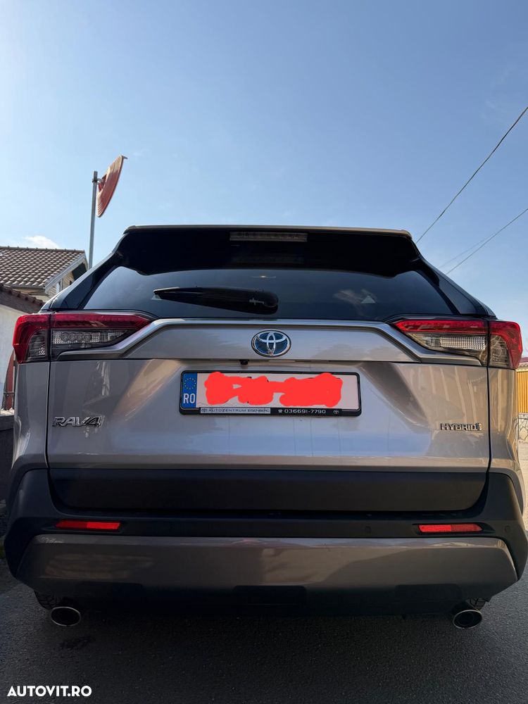 Toyota RAV4 - 5