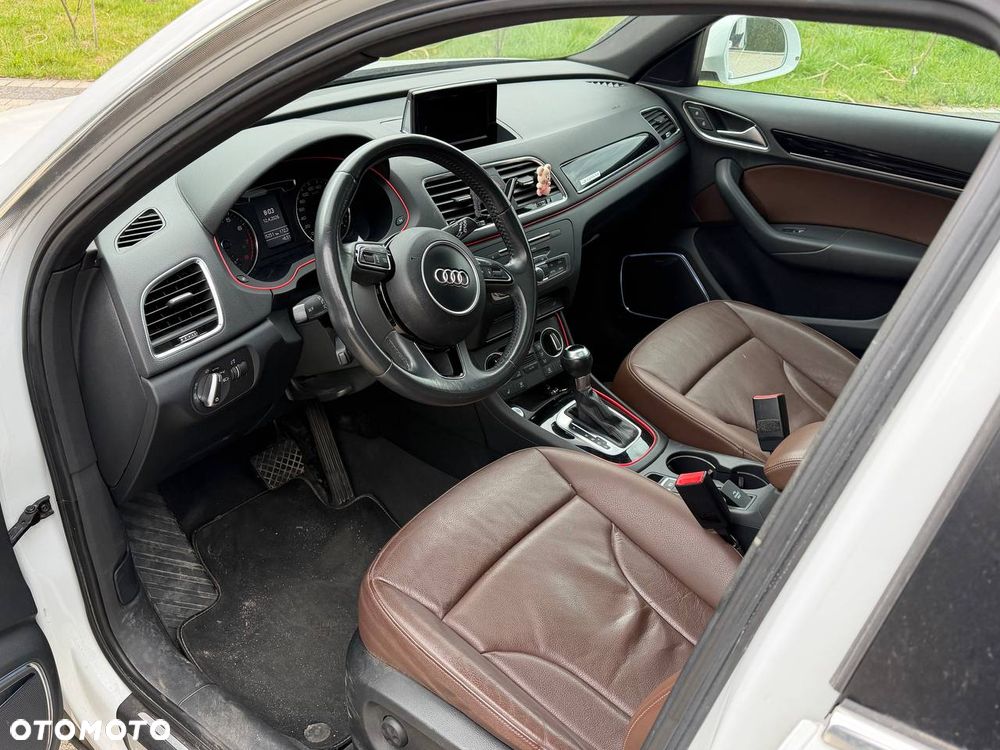 Audi Q3 2.0 TFSI Quattro S tronic design - 20