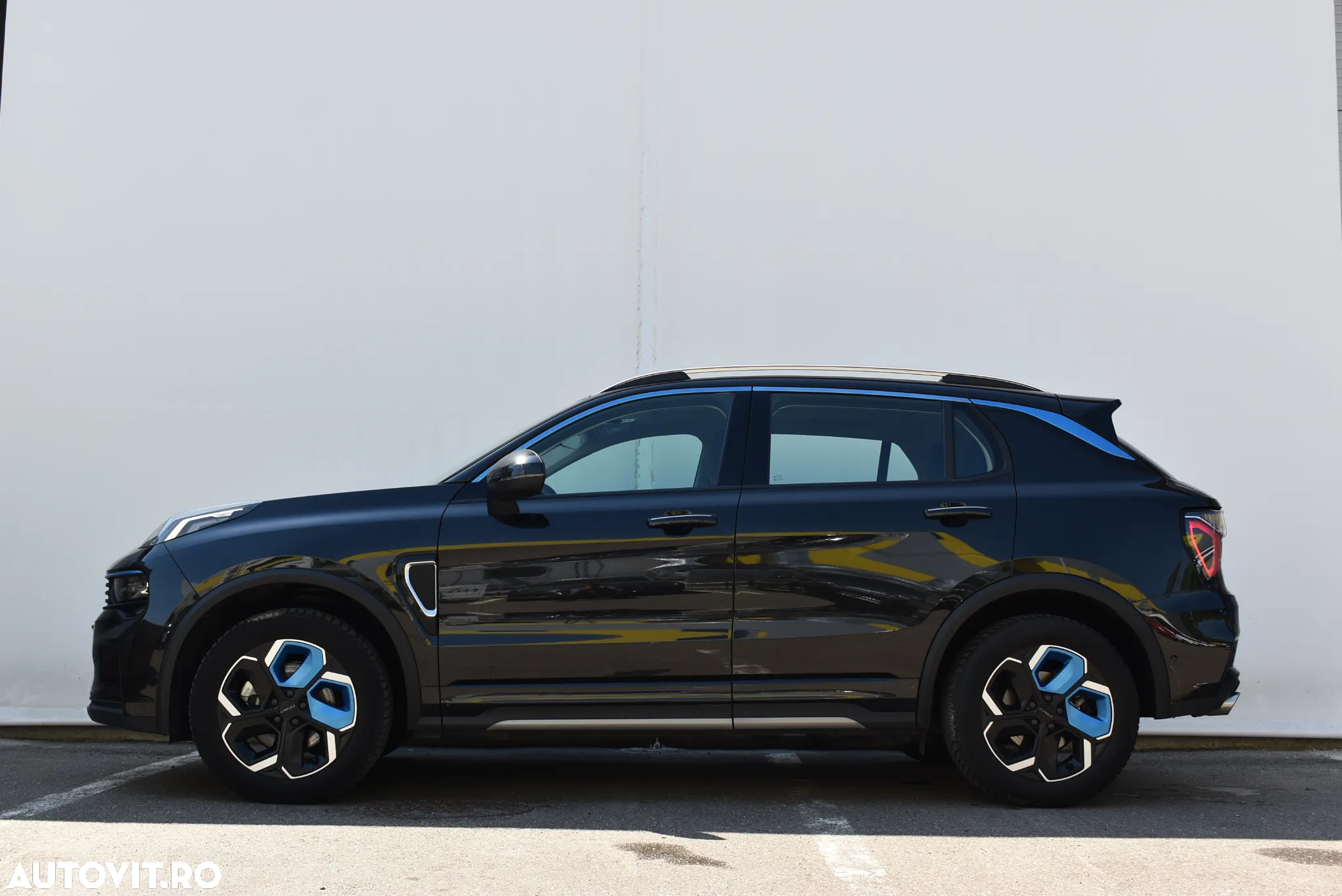 Lynk&Co 01 - 3