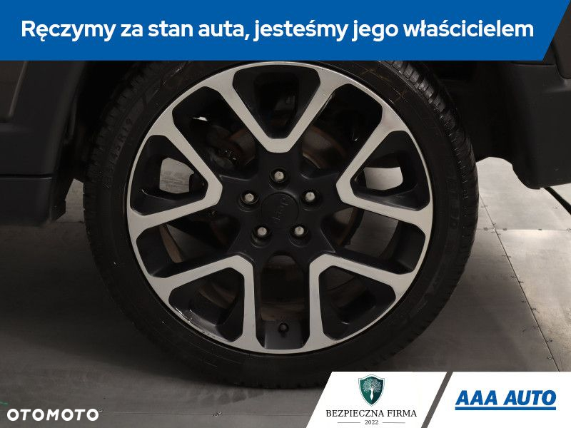 Jeep Compass - 16