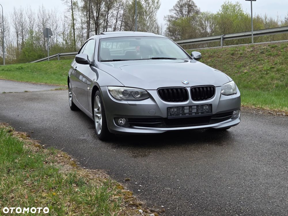 BMW Seria 3 320i Edition Exclusive - 3