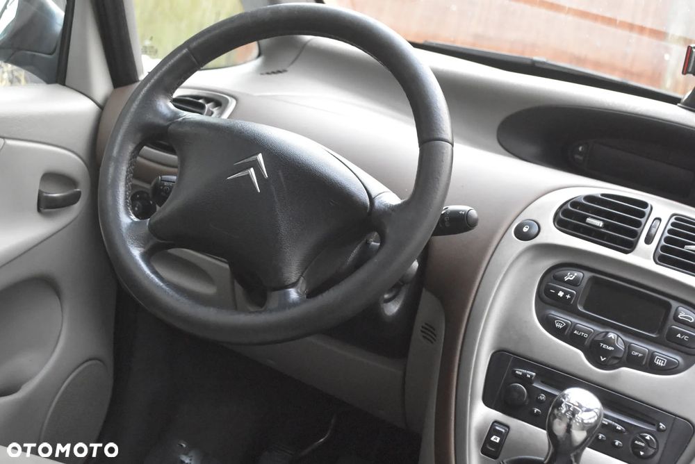 Citroën Xsara Picasso 1.6 Exclusive - 13