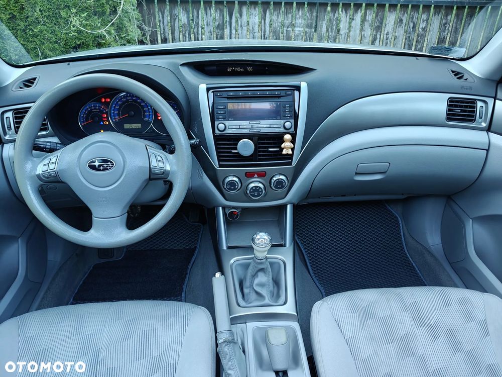 Subaru Forester 2.0 XA TRE - 12