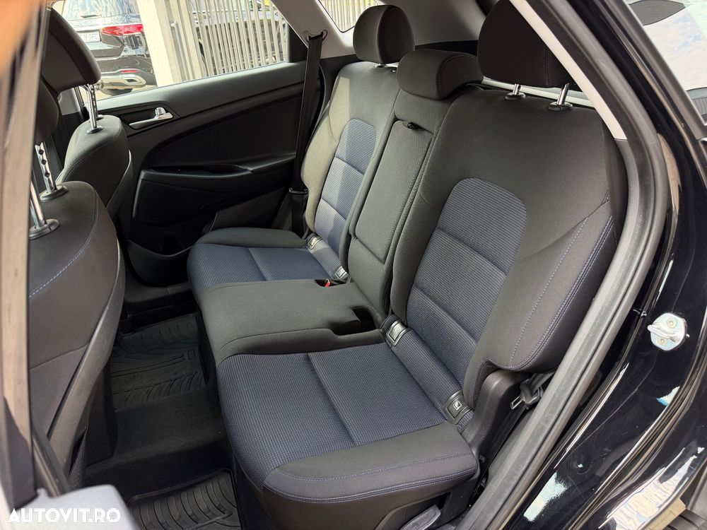 Hyundai Tucson blue 1.7 CRDi 2WD Trend - 16
