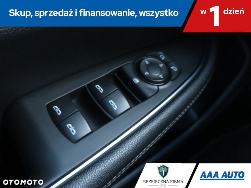 Opel Insignia - 18