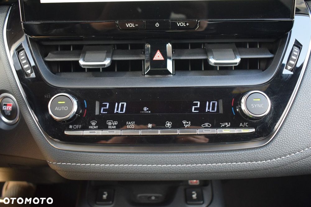 Toyota Corolla 2.0 Hybrid GR Sport - 18