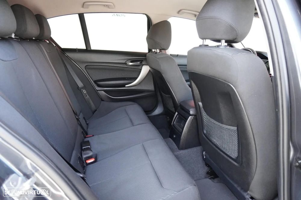BMW 116 d Line Urban Auto - 15