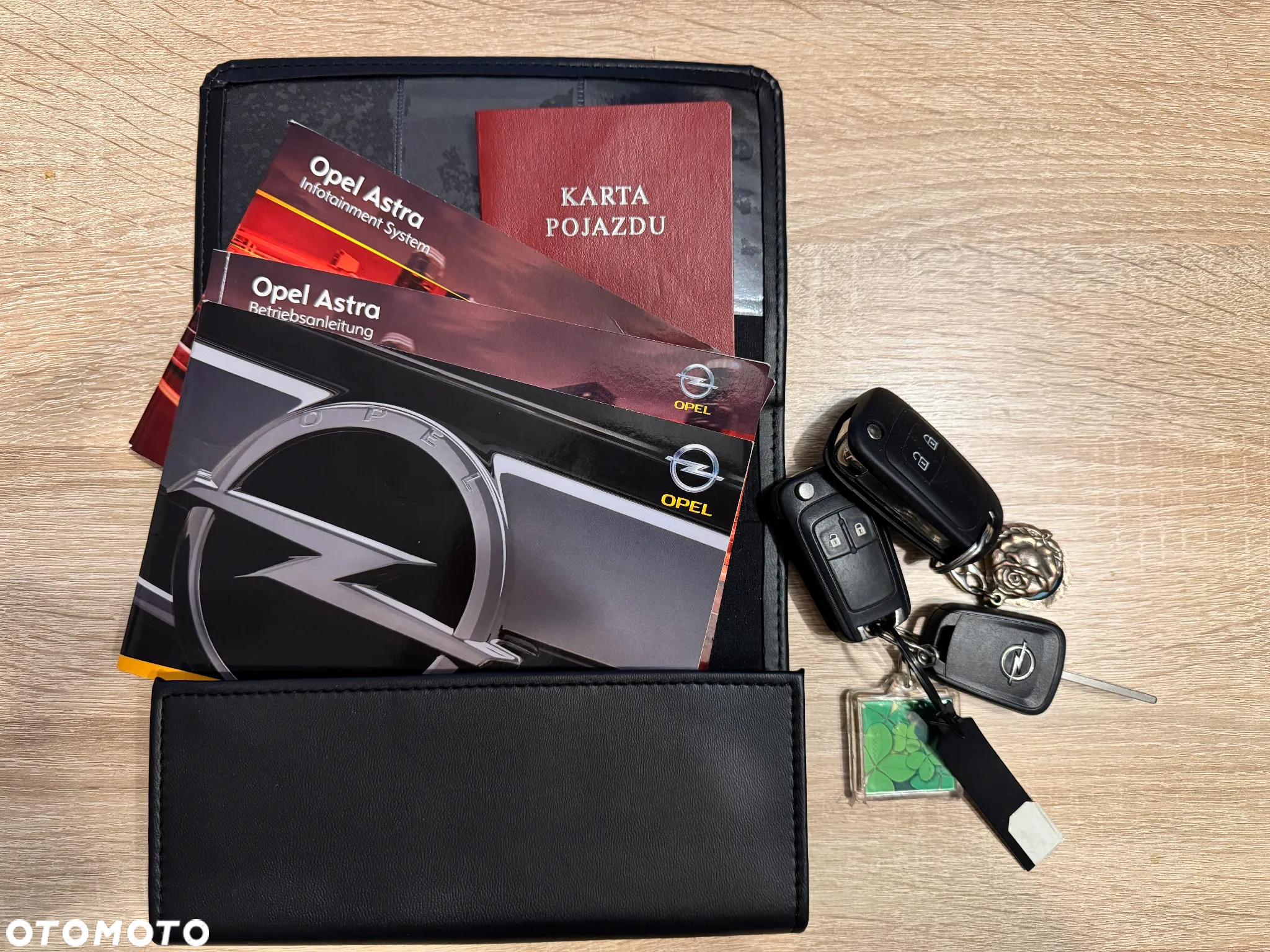 Opel Astra 1.6 - 15