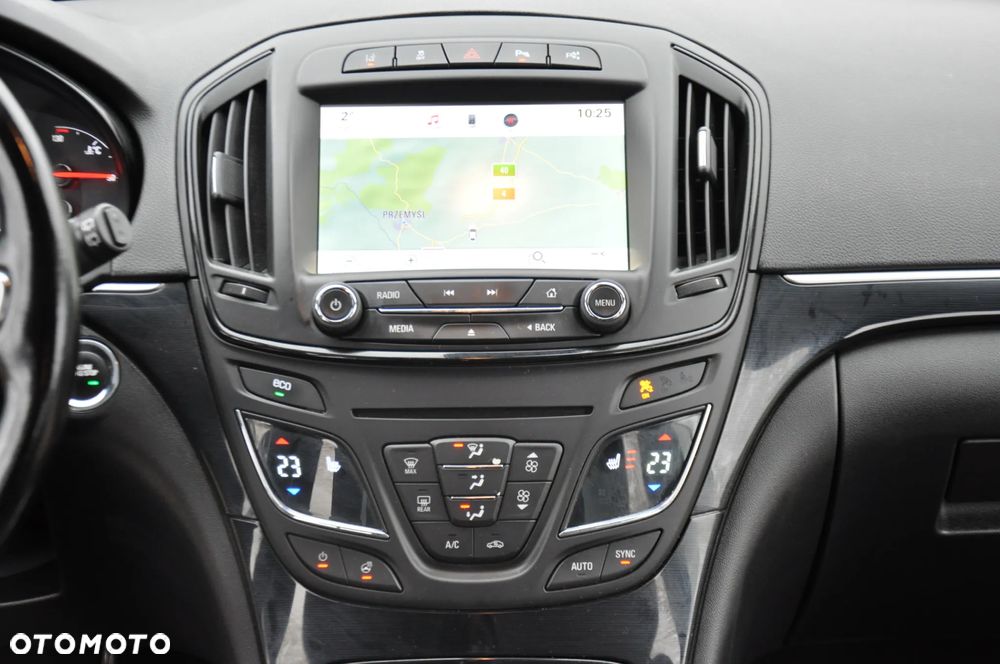 Opel Insignia 2.0 CDTI Cosmo S&S - 23