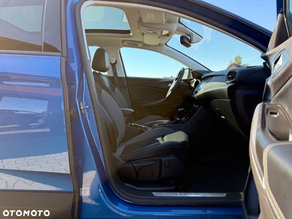 Opel Grandland X 1.2 Start/Stop Automatik INNOVATION - 32