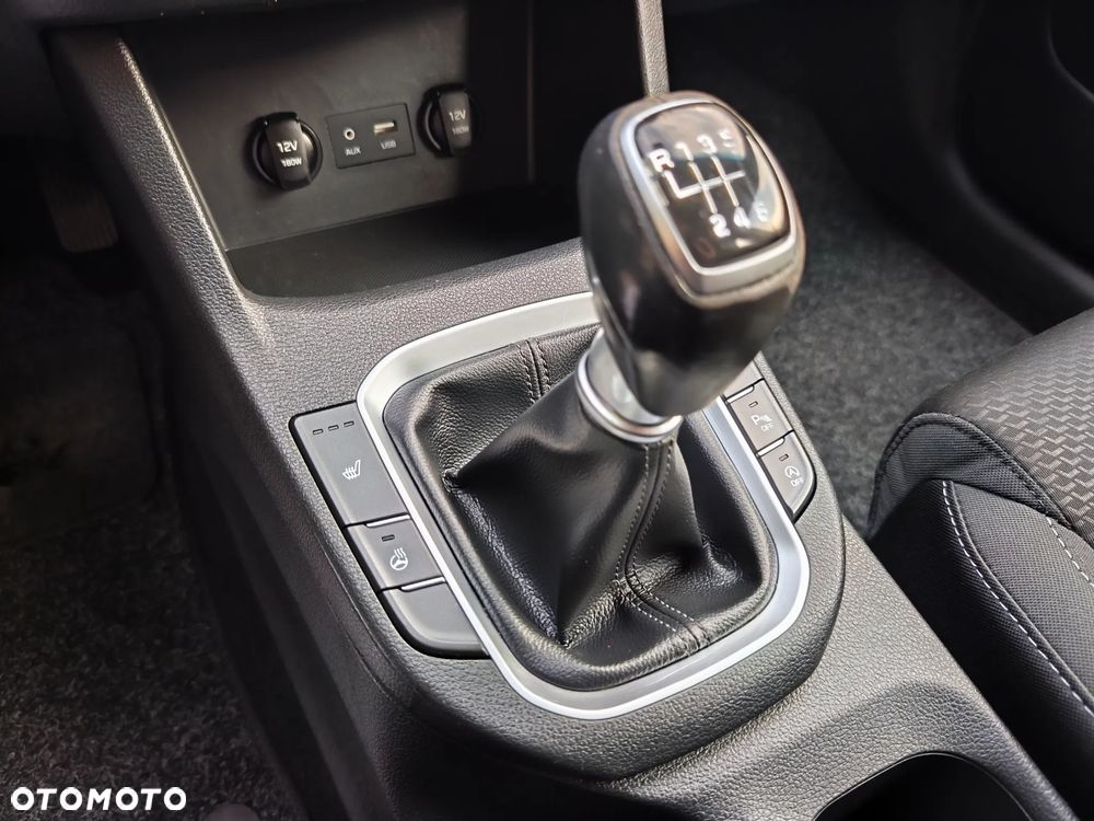 Hyundai i30 1.4 Trend - 19