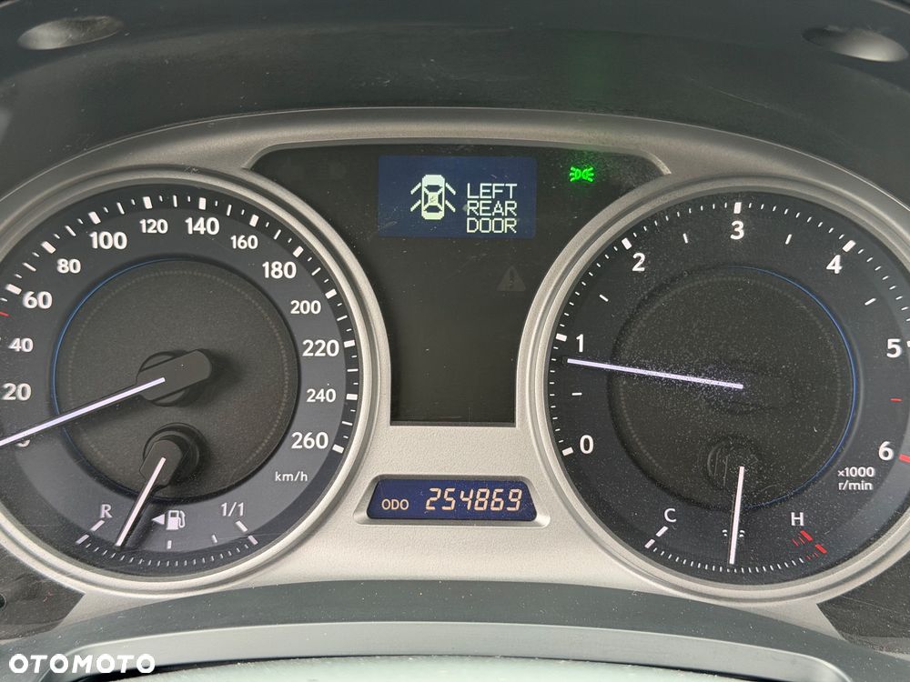 Lexus IS 220 D Comfort - 27
