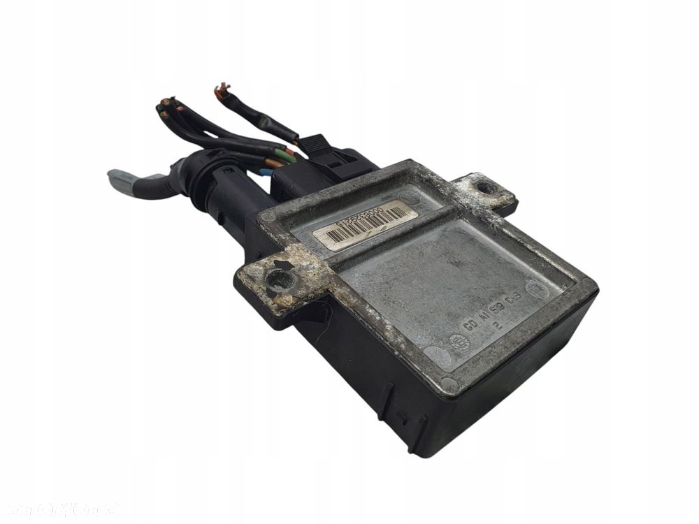 PRZEKAŻNIK ŚWIEC ŻAROWYCH BMW X6 E60 E65 E71 E90 3.0D 780120103 - 9