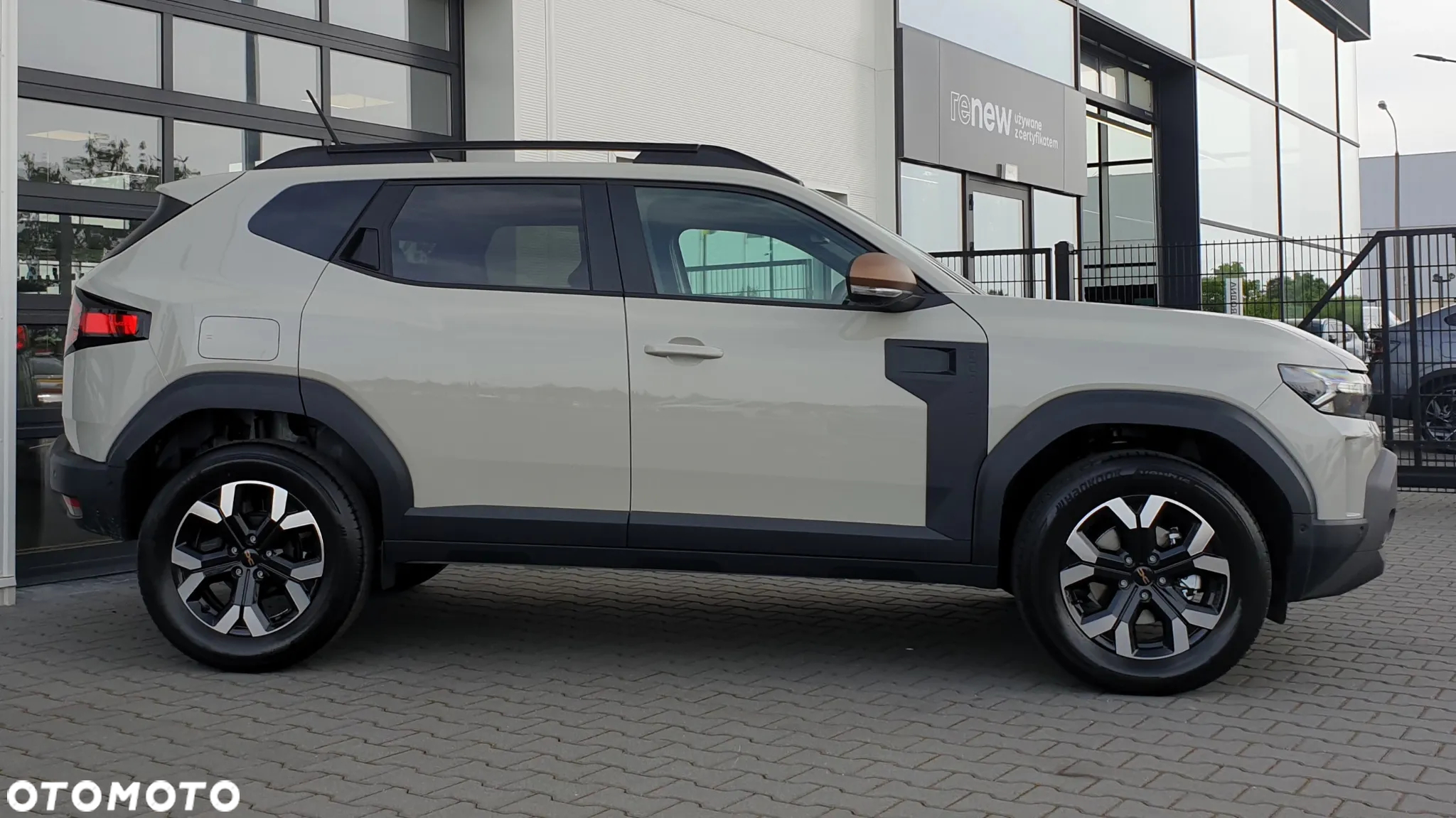 Dacia Duster 1.6 Full Hybrid 140 Extreme MMT - 3