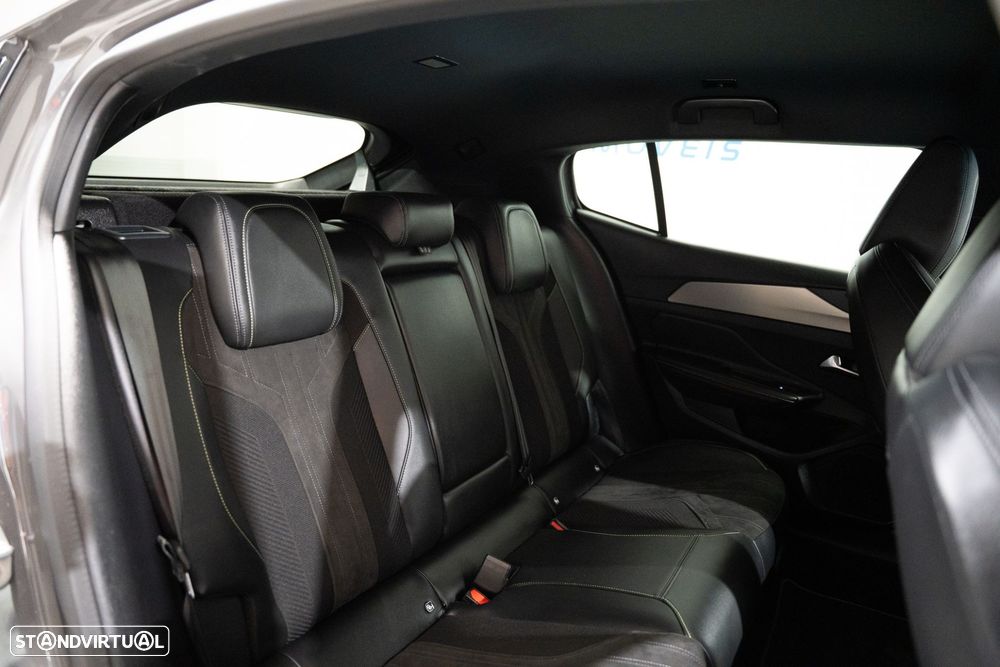 Peugeot 408 1.2 PureTech GT EAT8 - 22