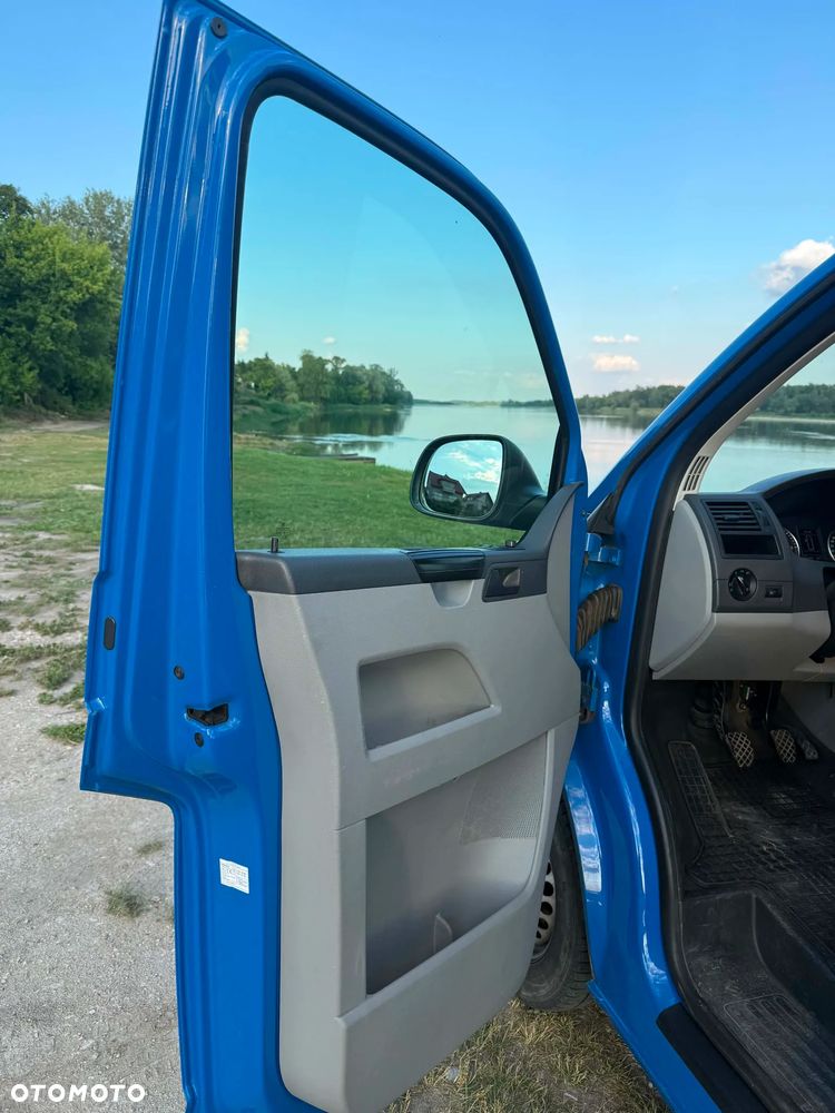 Volkswagen Transporter T5 campervan - 14