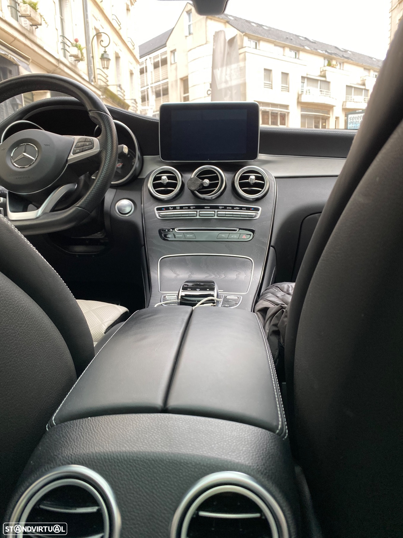 Mercedes-Benz GLC 220 d 4Matic 9G-TRONIC Exclusive - 4