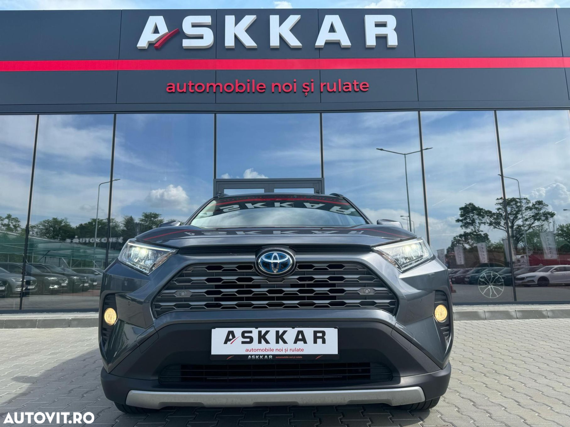 Toyota RAV4 2.5 Hybrid VVT-iE 4x2 Dynamic - 2