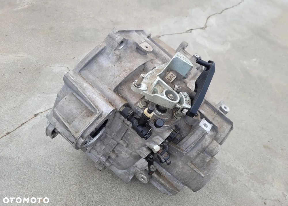 Skrzynia biegów VW Tiguan II Passat B8 2,0 TDI 2017r 6-bieg manual QZZ 40 tys. km - 5