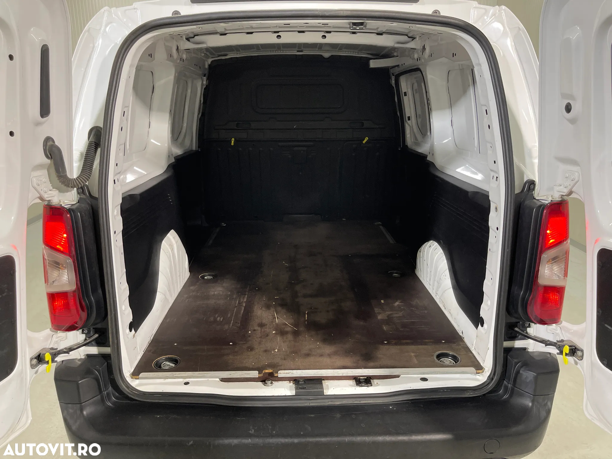 Opel Combo - 9