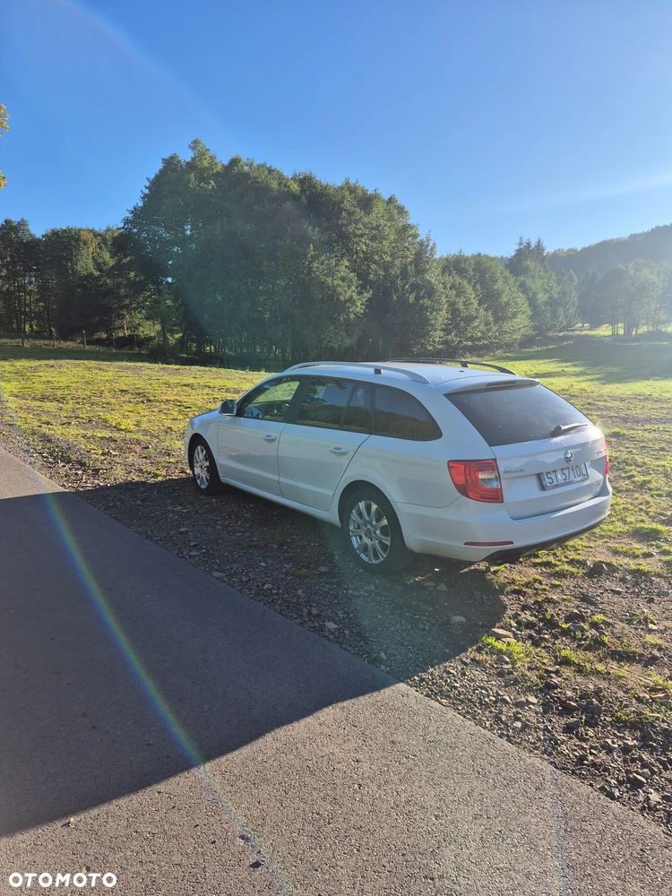 Skoda Superb 2.0 TDI Active - 4