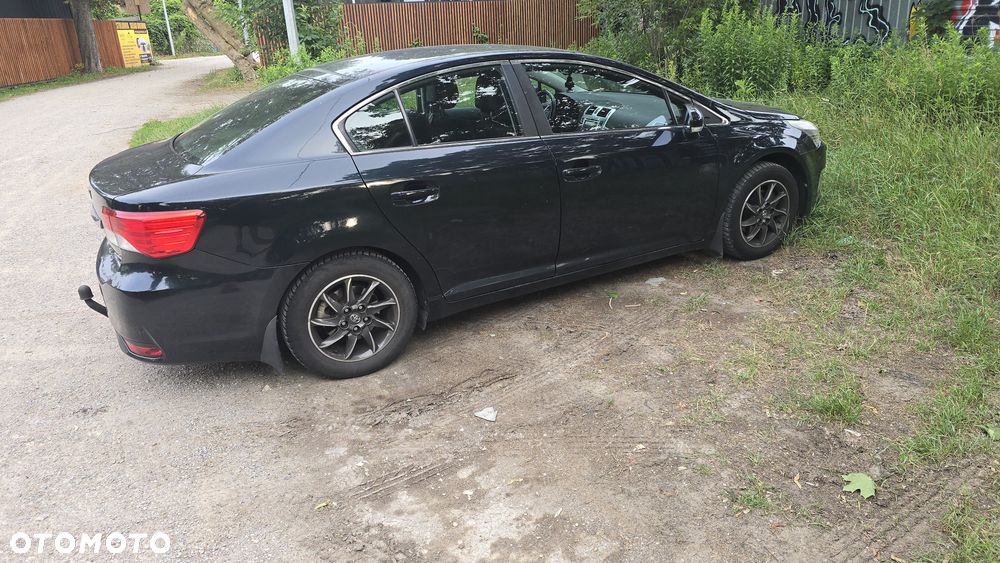 Toyota Avensis 1.8 Premium - 8
