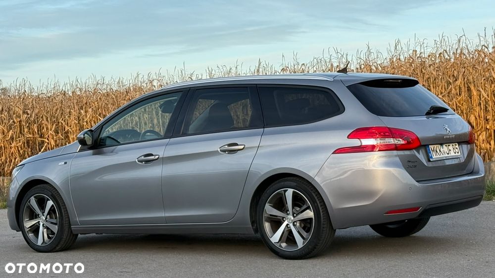Peugeot 308 - 25