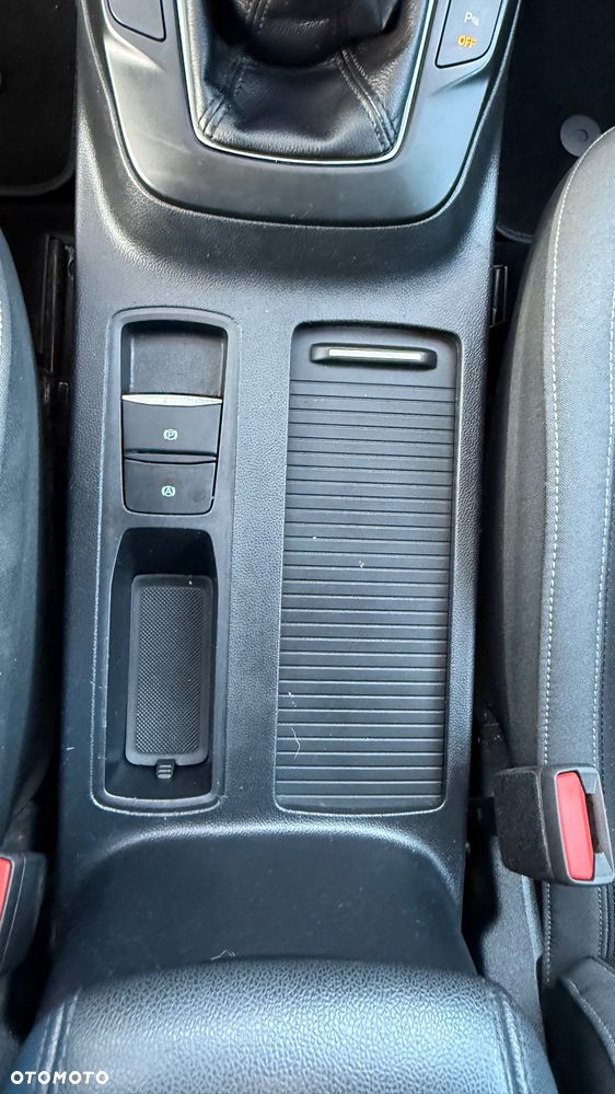 Ford Focus 1.5 EcoBlue Start-Stopp-System ACTIVE DESIGN - 19
