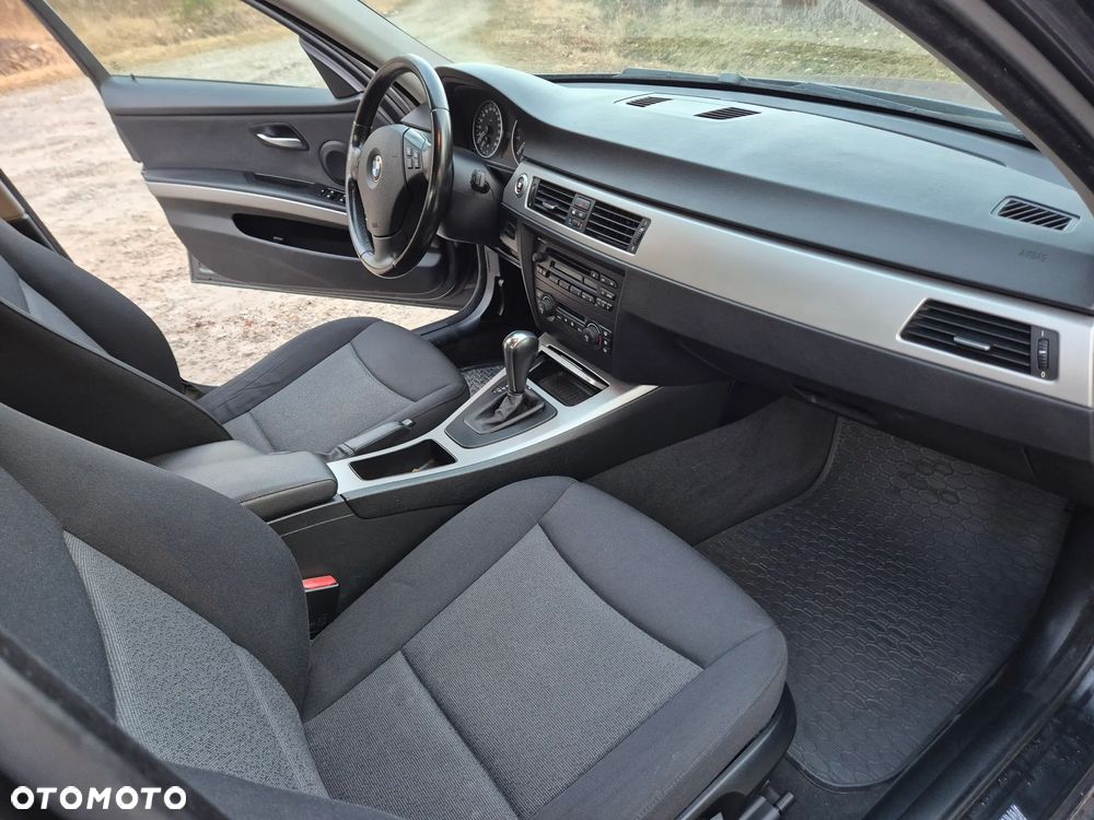 BMW Seria 3 - 15
