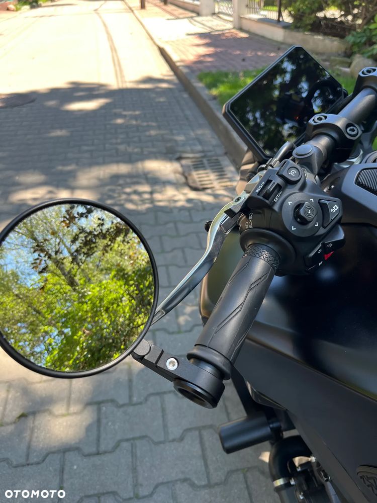 Yamaha MT - 5