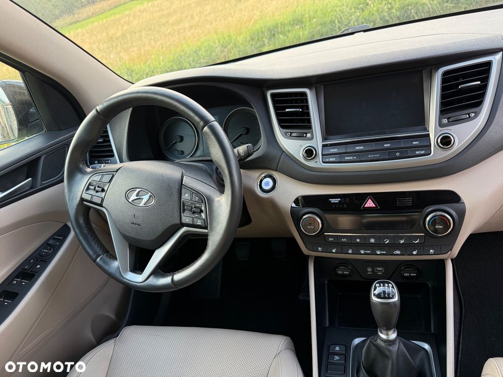 Hyundai Tucson 1.6 GDi 2WD Premium - 8