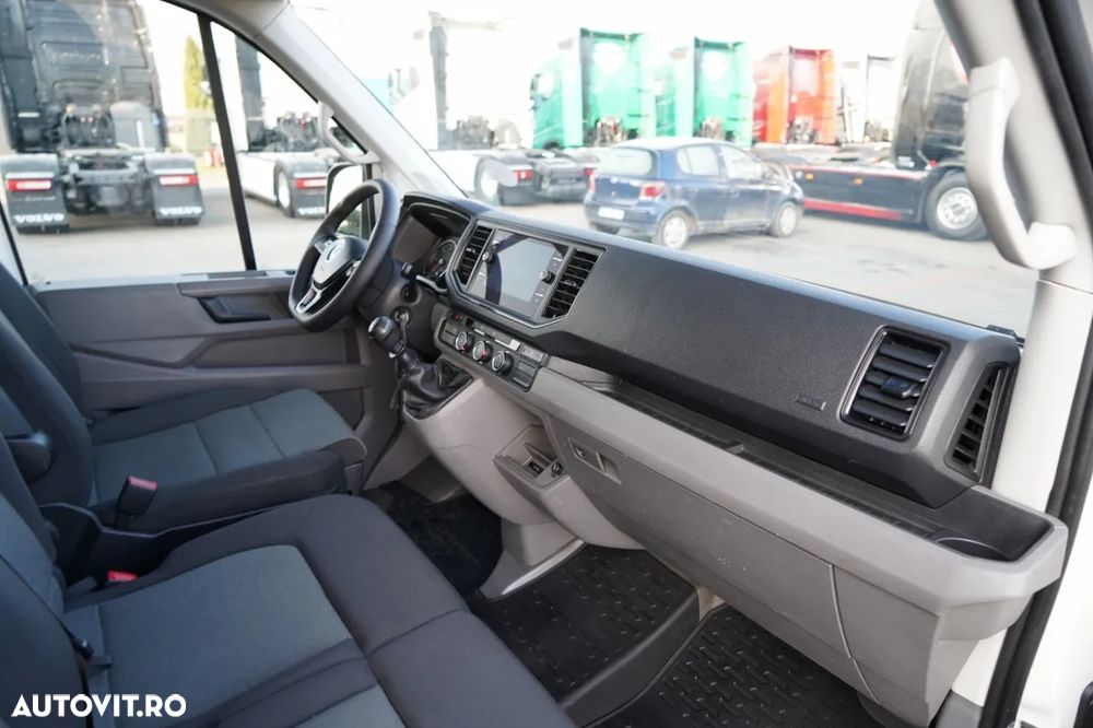 Volkswagen CRAFTER / TRANSMISIE CU 5 ROȚI / HDS PM 3623 / CAPACITATE DE RIDICARE 990 KG / 2020 / DOUĂ ROȚI / 3 LOCURI / IMPORTAT - 36