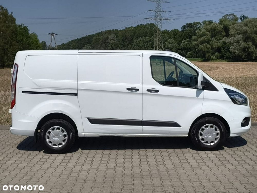 Ford Transit Custom - 8