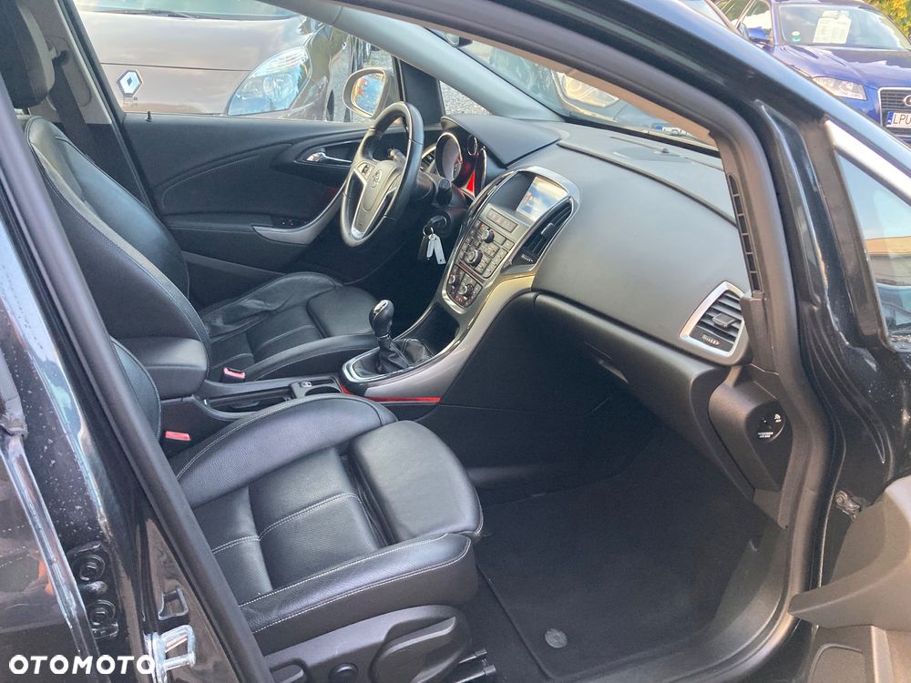 Opel Astra - 11
