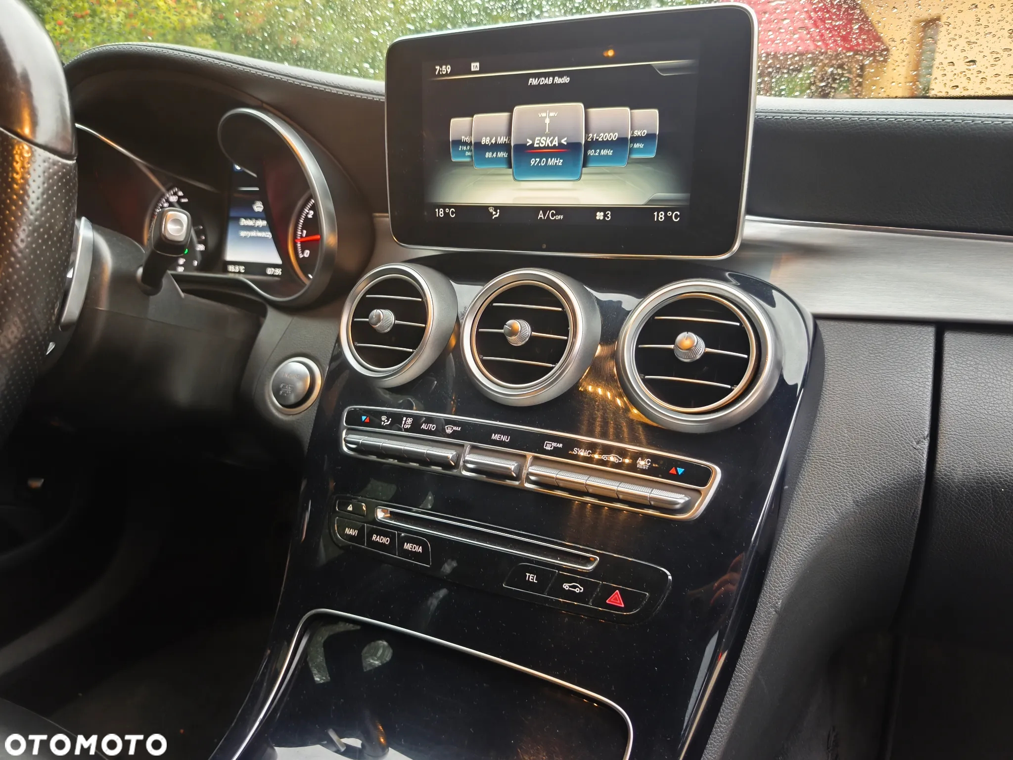 Mercedes-Benz Klasa C 450 AMG 4-Matic 7G-TRONIC - 23