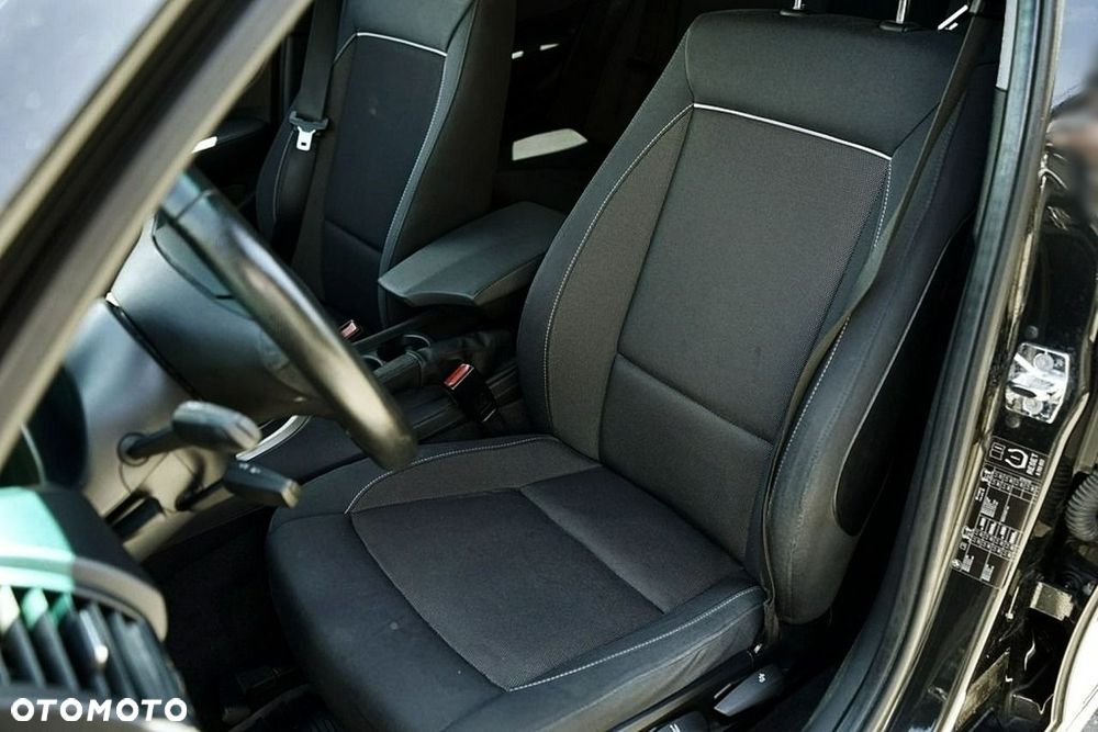 BMW Seria 1 118d - 17