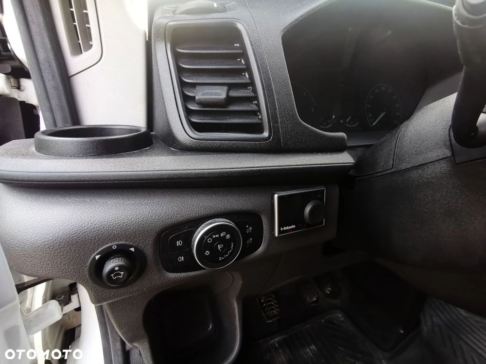 Ford Transit - 13