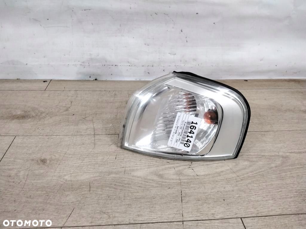 VOLVO S80 KIERUNKOWSKAZ LEWY - 1