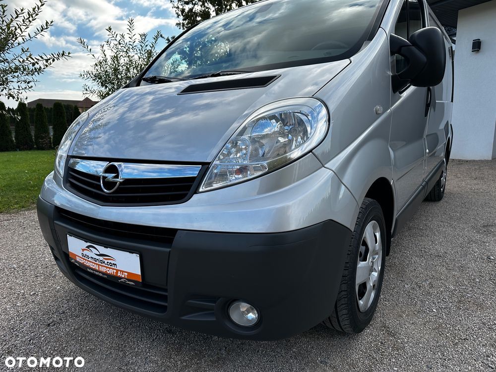 Opel Vivaro - 10