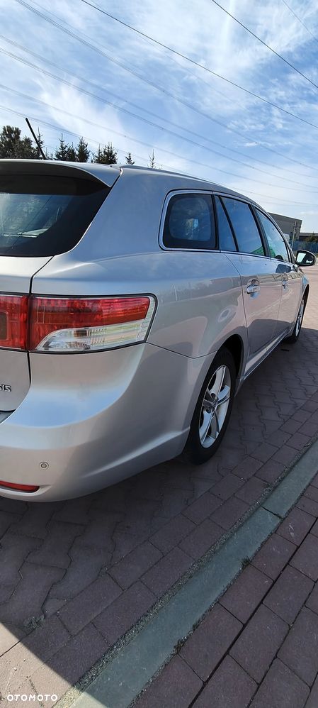 Toyota Avensis 2.0 Sol plus - 14